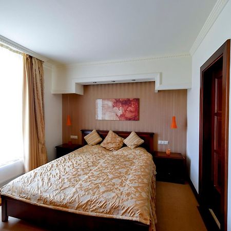 Campus Hotel Debrecen Exterior foto